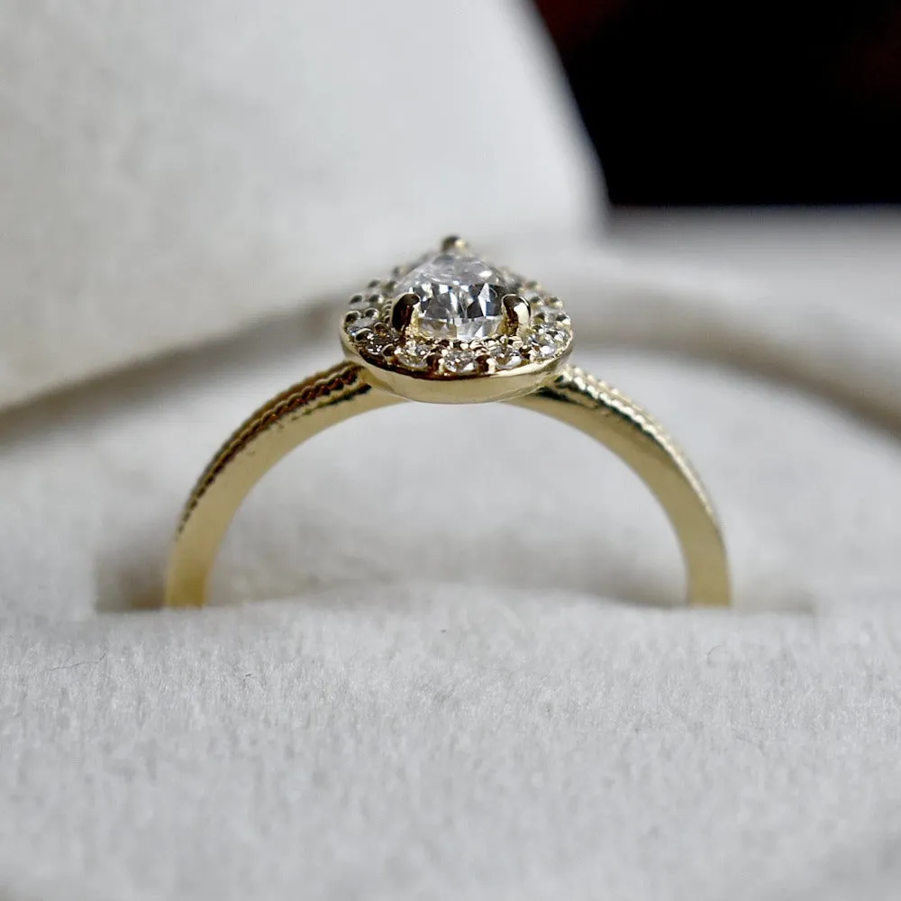 0.44ct Lab-Grown Pear-Shaped Diamond Halo Engagement Ring with Milgrain Band