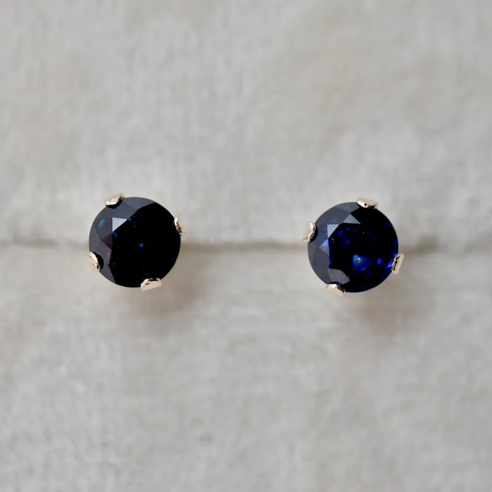 14k Claw-Set Dark Blue Sapphire Studs