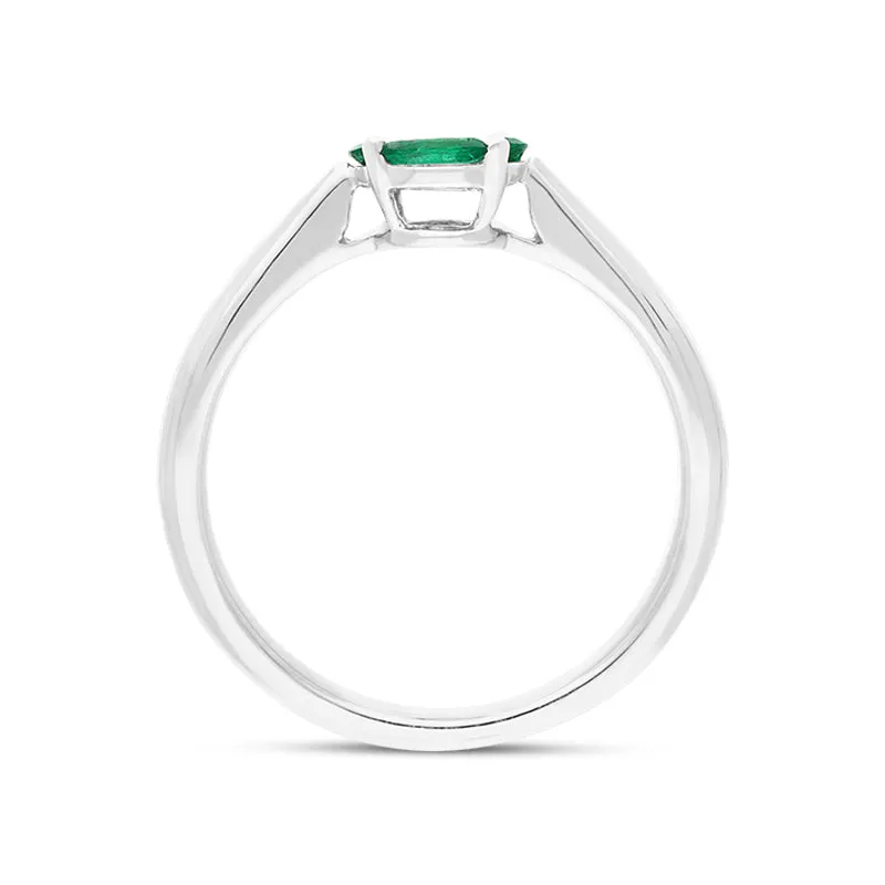 18ct White Gold Emerald Diamond Marquise Stone Round Cluster Ring