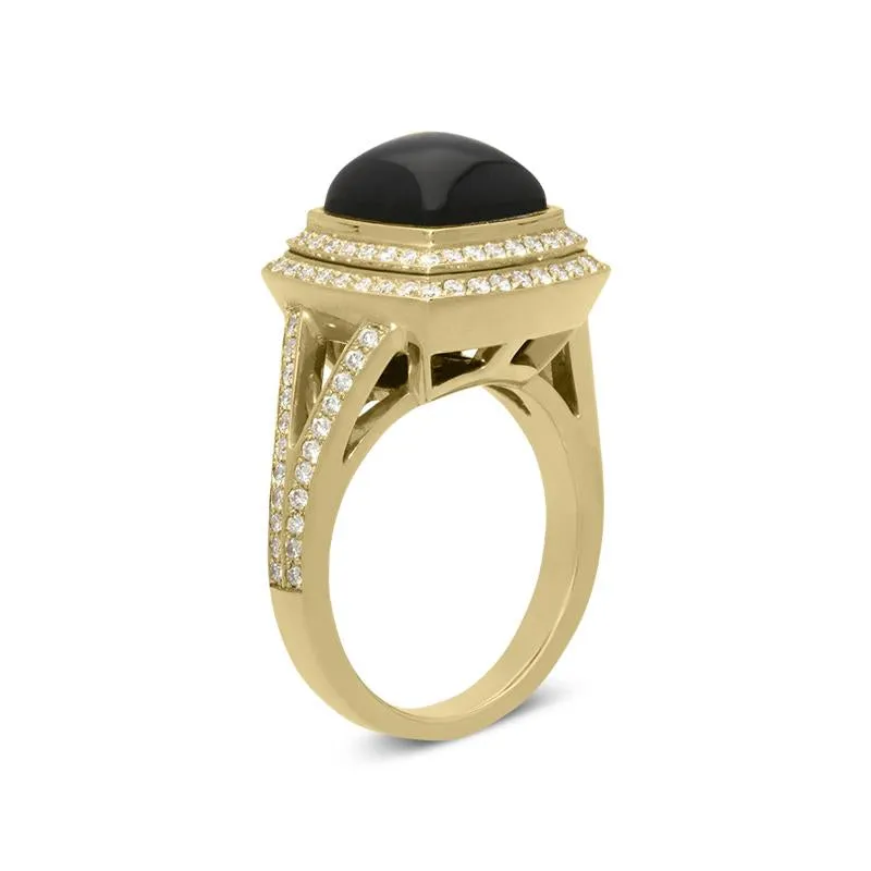 18ct Yellow Gold Whitby Jet 0.67ct Diamond Dress Ring D