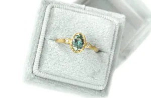Anais Green Sapphire Ring
