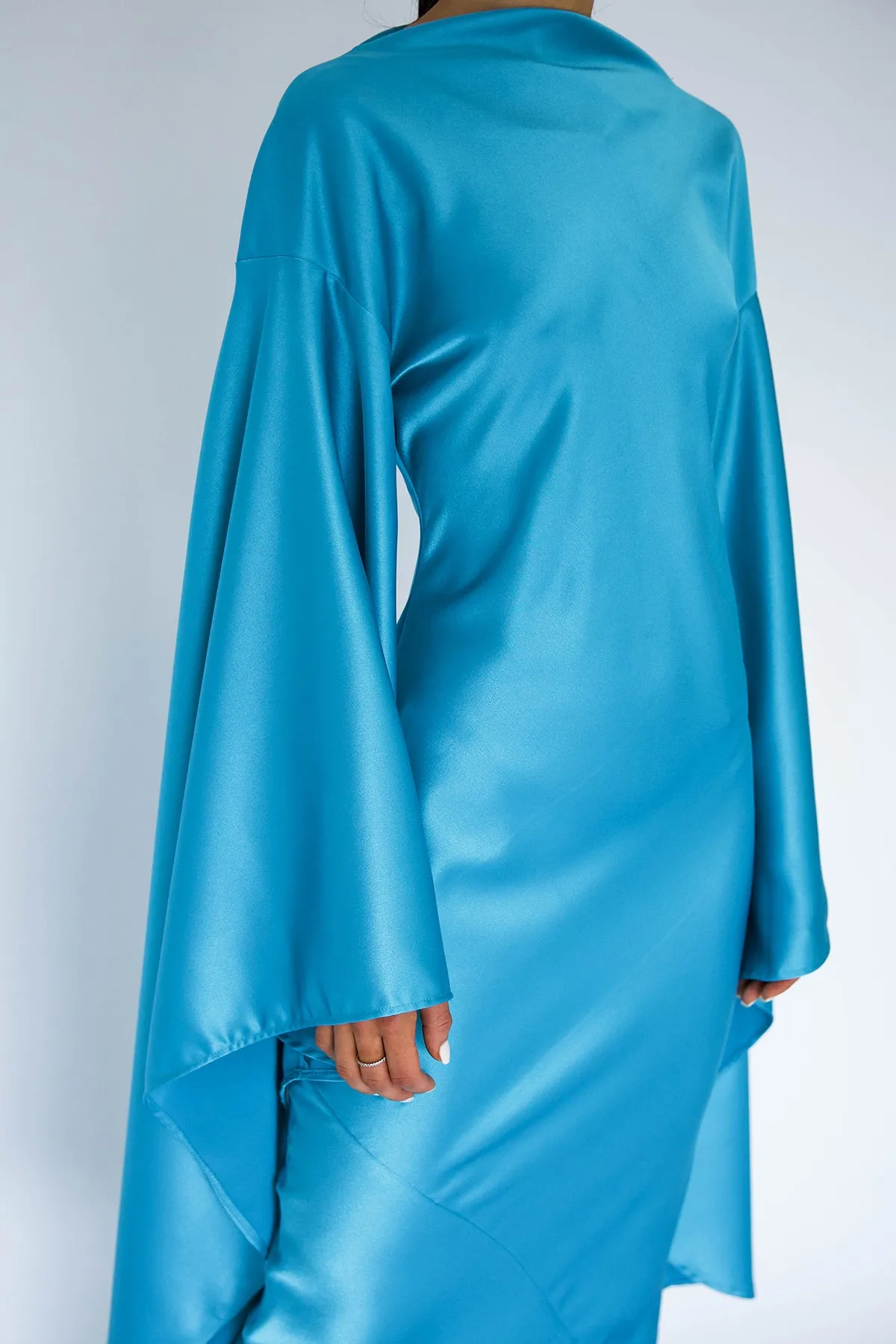 Capri Maxi With Dramatic Sleeves by HSH