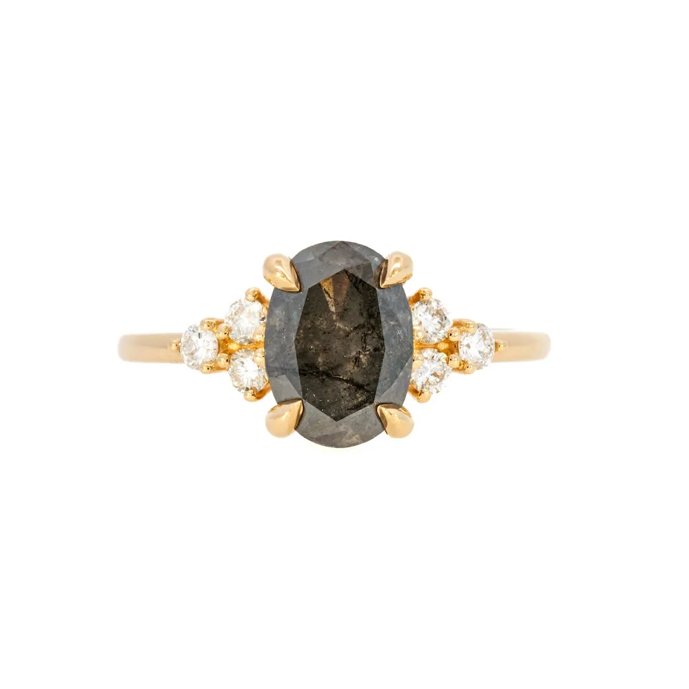 'Cleo' Salt & Pepper Oval Ring