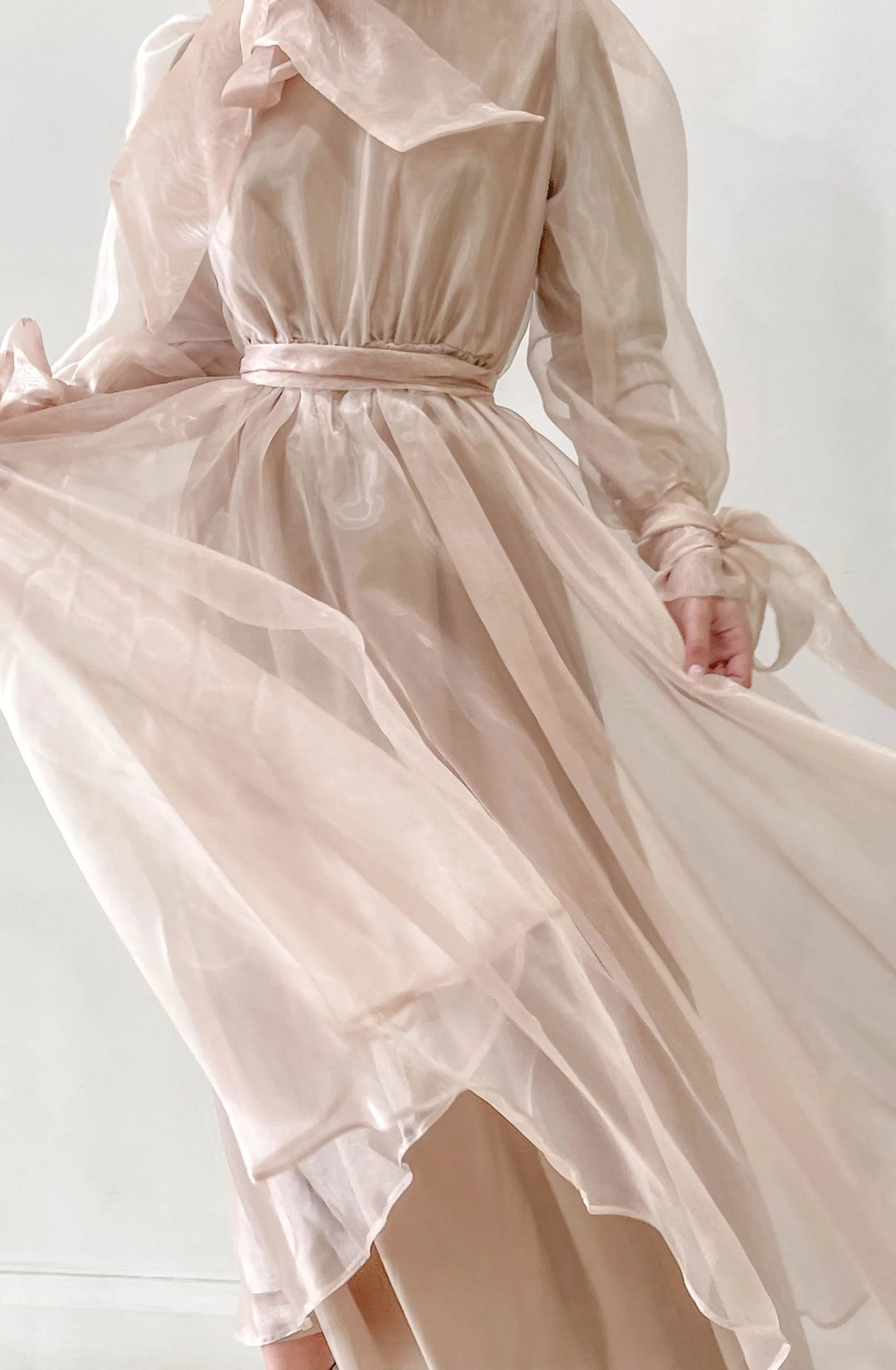 FINAL SALE: Blush Sweetheart Midi Dress by HSH