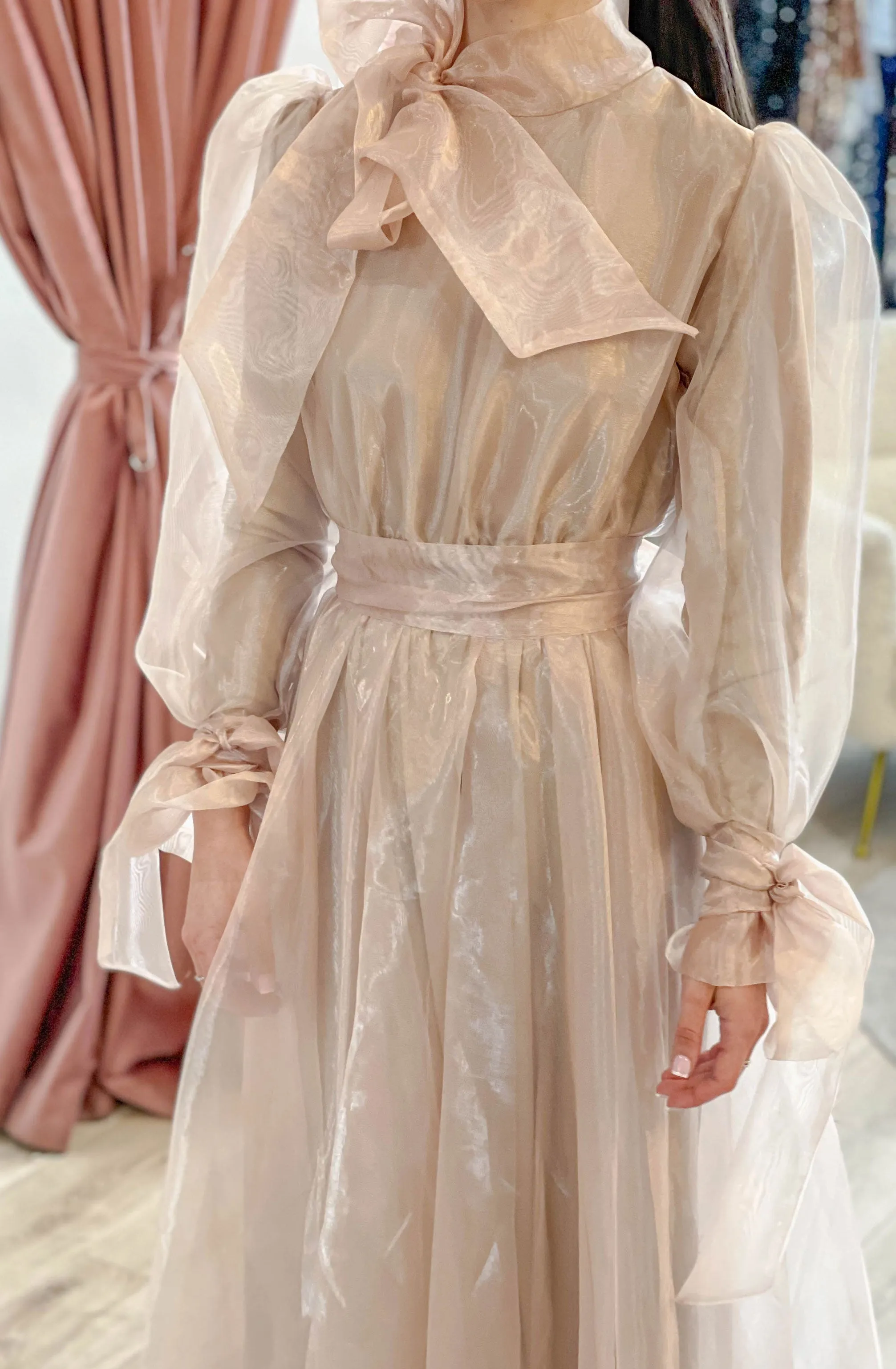 FINAL SALE: Blush Sweetheart Midi Dress by HSH