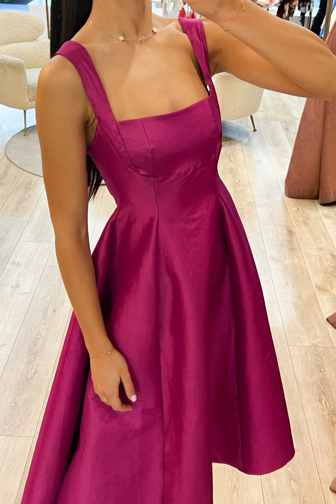 FINAL SALE: Chic Midi Dress Pink Exclusive to HSH