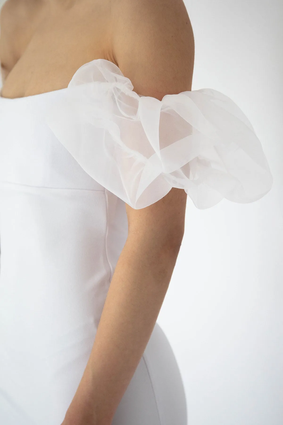 FINAL SALE: Eleganza Midi White by Nookie