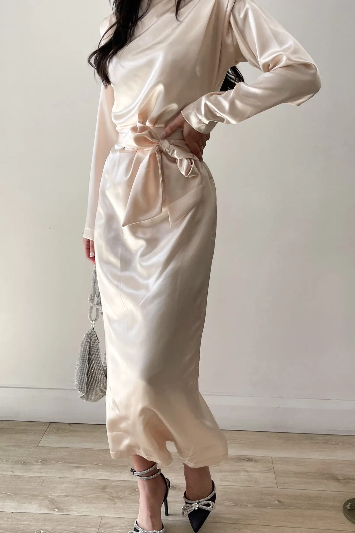 FINAL SALE: Mia Champagne Midi by HSH