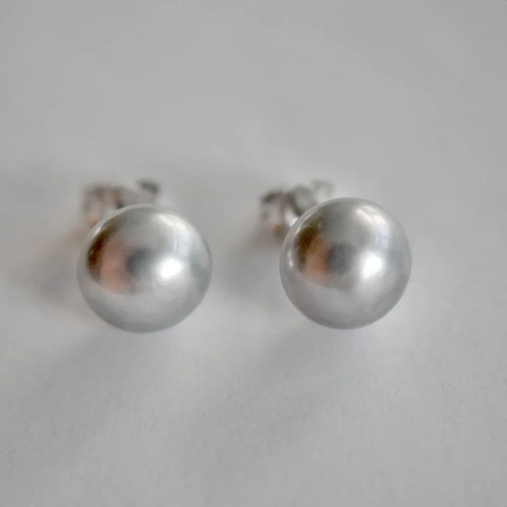 Freshwater Button Pearls
