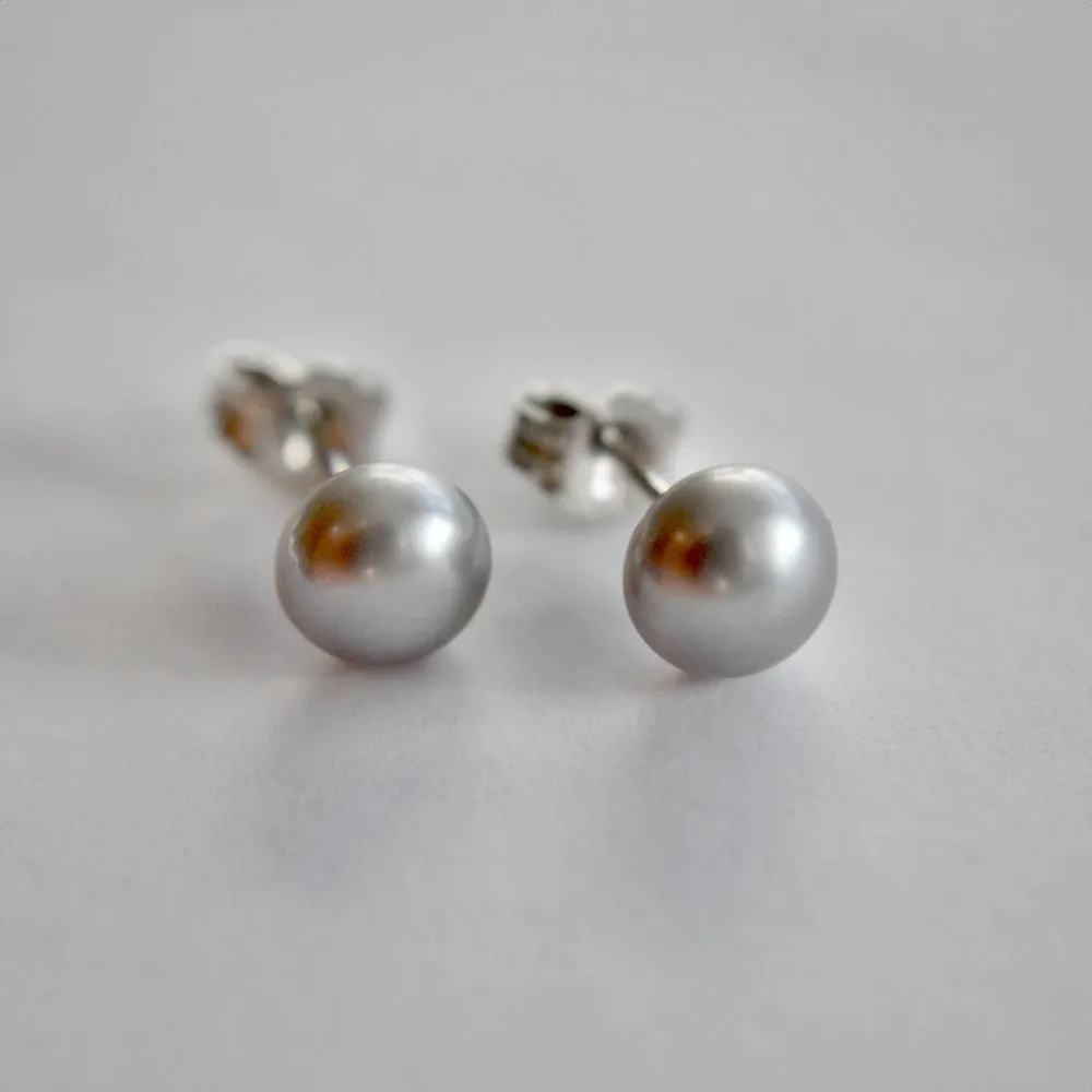 Freshwater Button Pearls