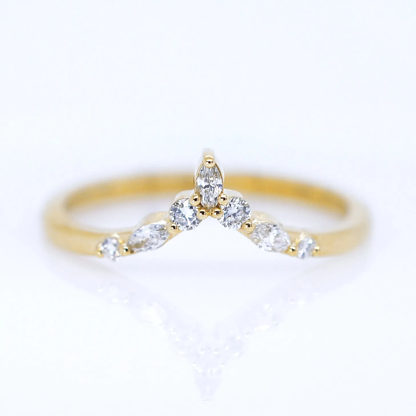 'Grace' Diamond Crown Chevron Band