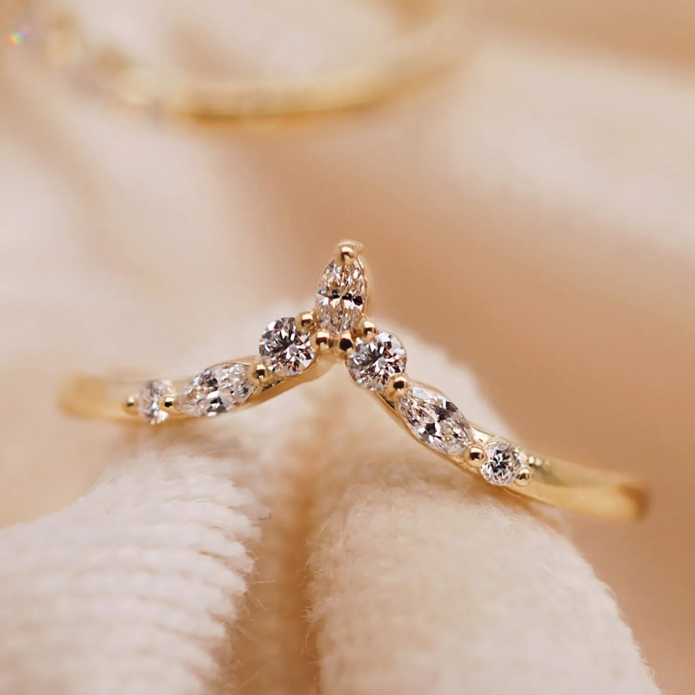 'Grace' Diamond Crown Chevron Band
