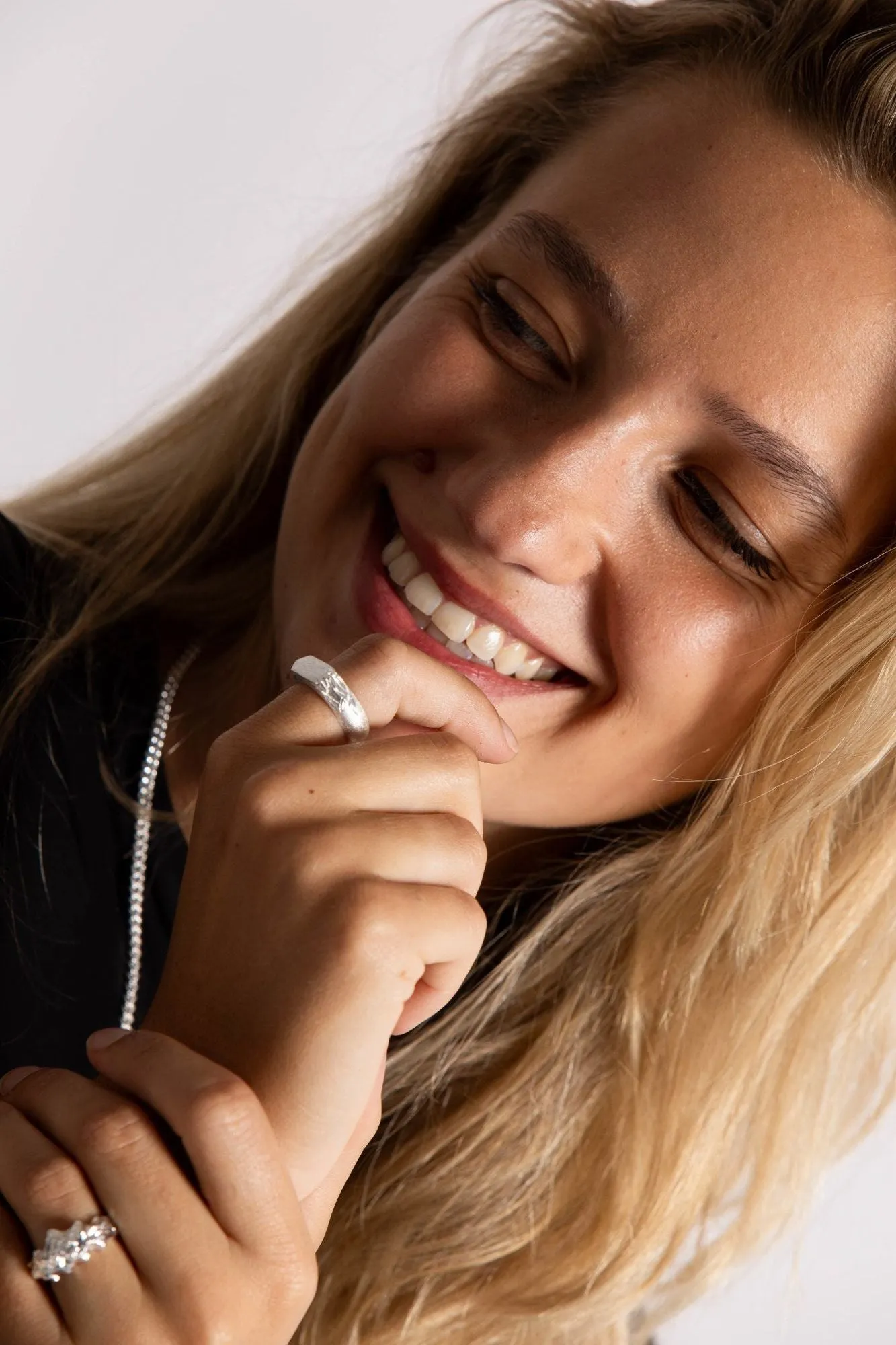 IX Lykke Silver Ring