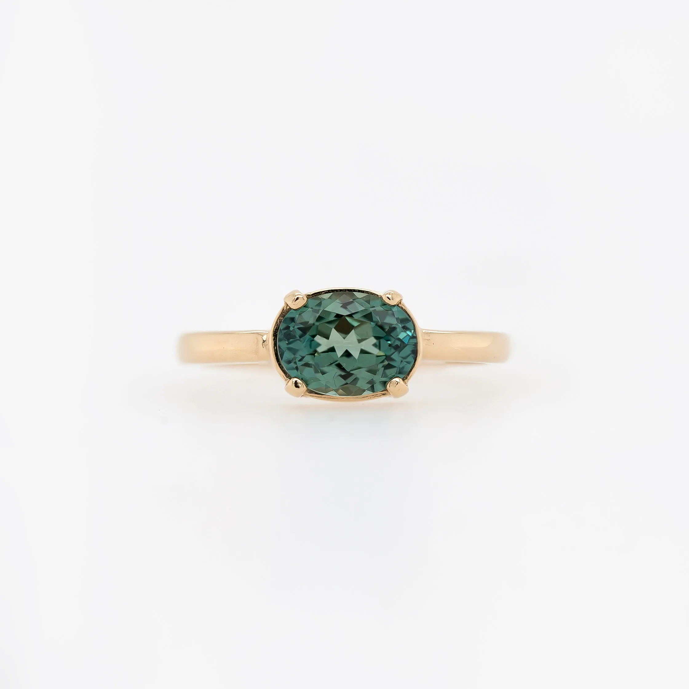 Lab-Grown Oval Green Sapphire Ring