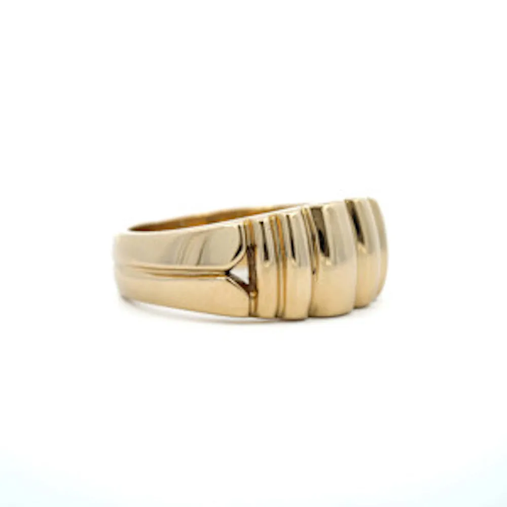 Magpie Vintage-10k Textured Gold Ring