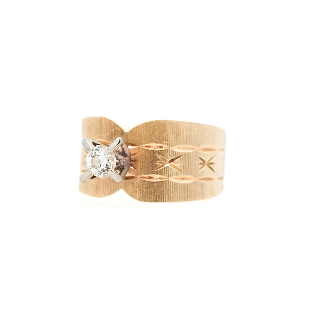 Magpie Vintage-18ky Gold Wide Diamond Solitaire w/ 0.22ct White Diamond H Colour SI2