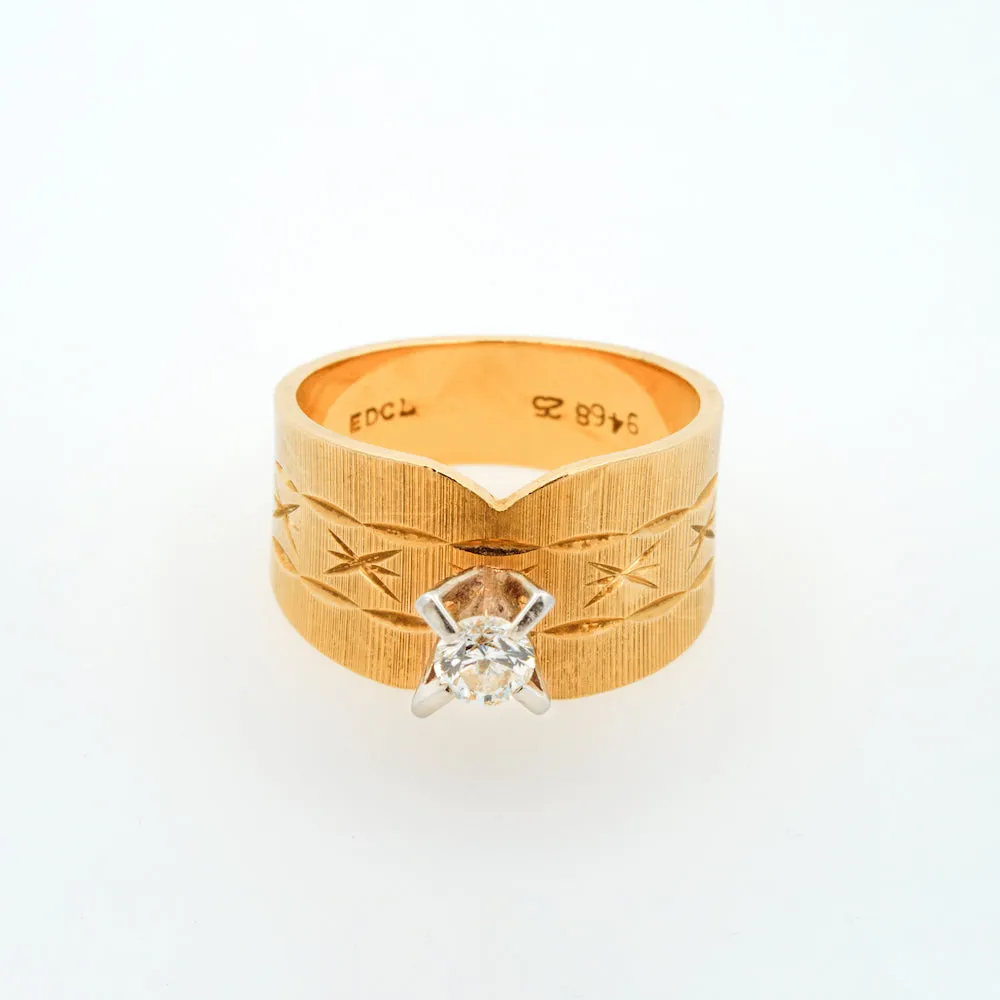 Magpie Vintage-18ky Gold Wide Diamond Solitaire w/ 0.22ct White Diamond H Colour SI2