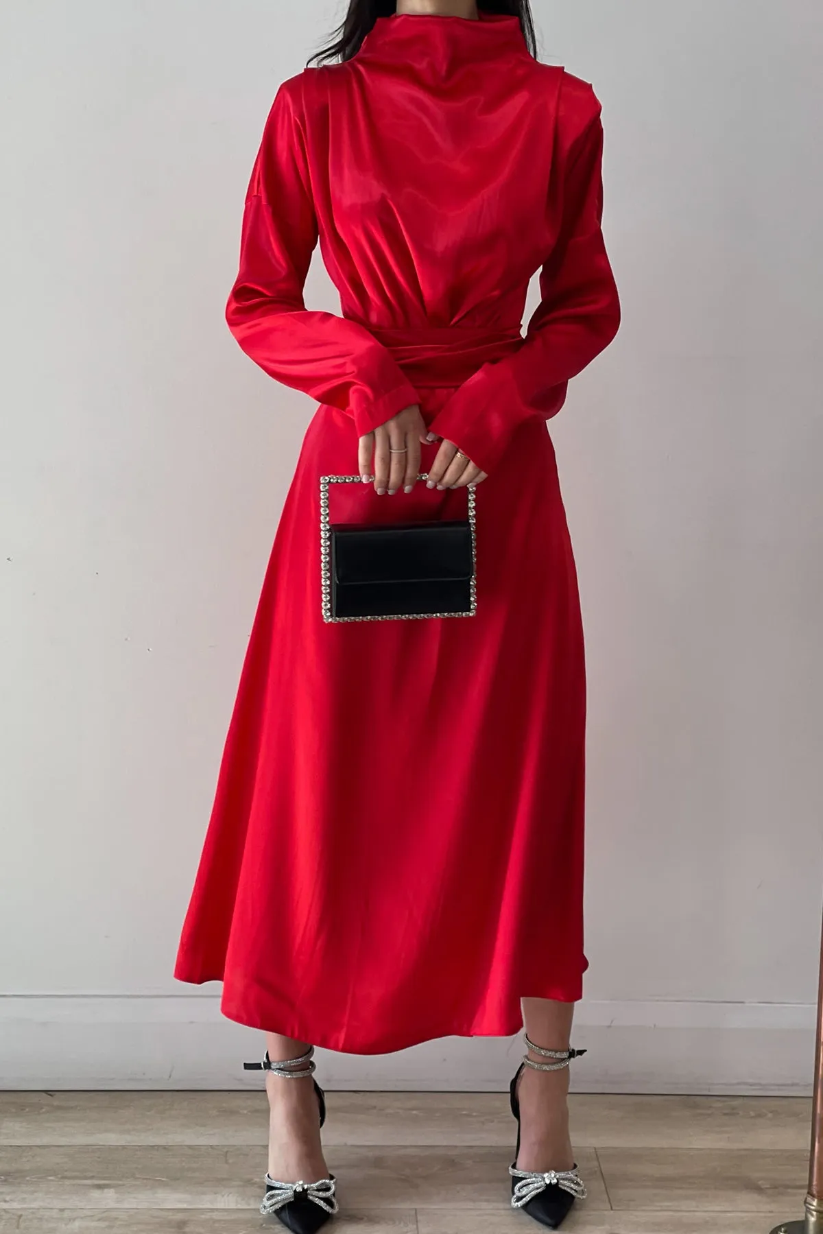 Mia Red Midi by HSH