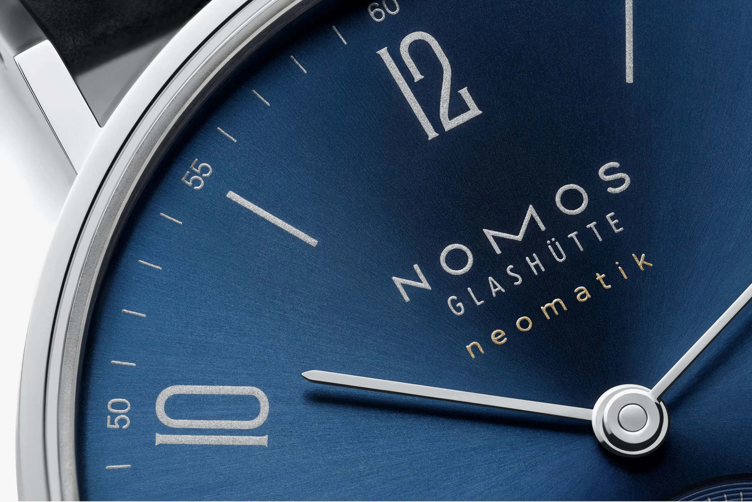 Nomos Glashutte Tangente Neomatik 39 Blue Gold Sapphire Crystal Watch