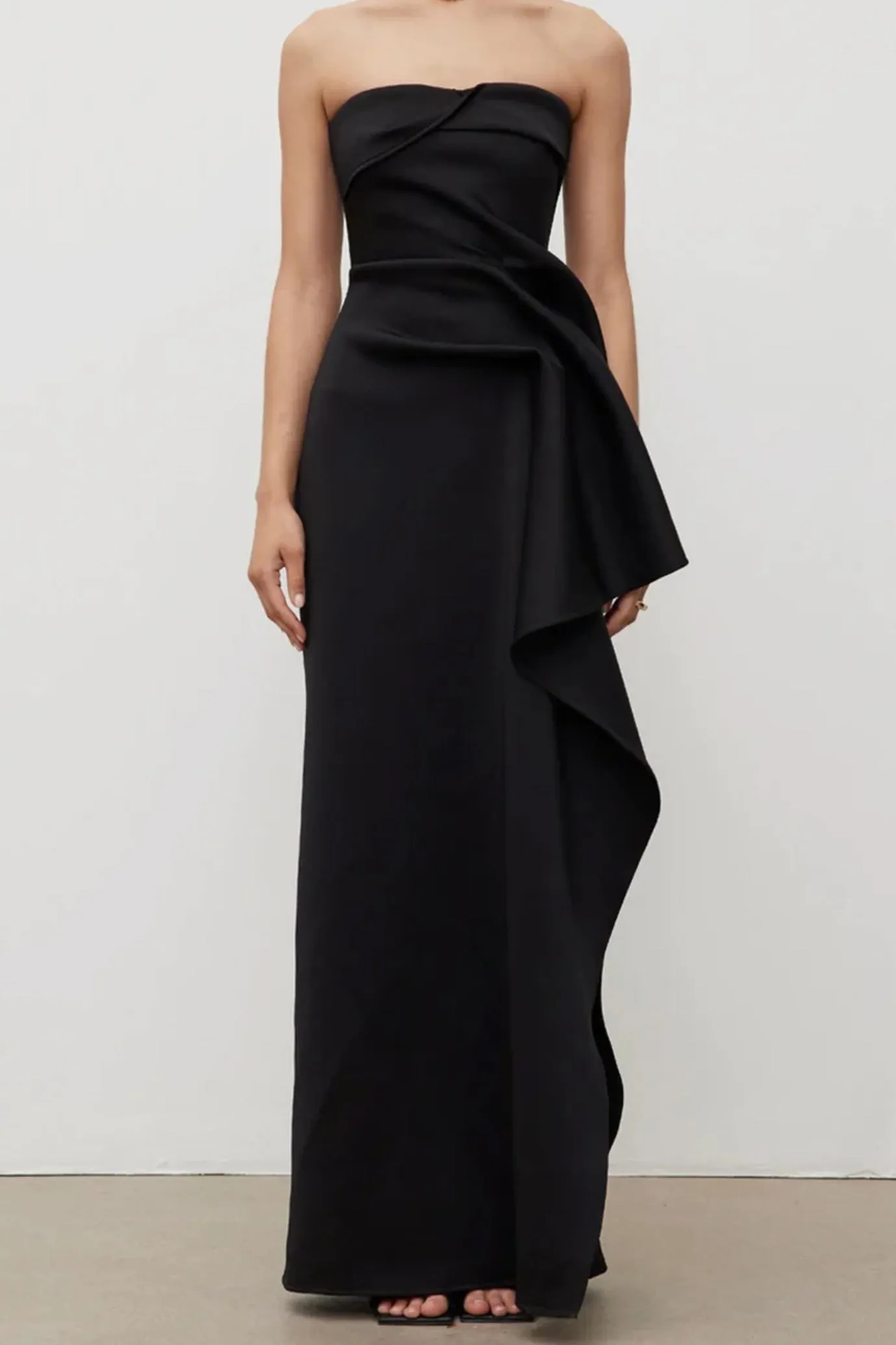 November Dress Black by TOJHÀ