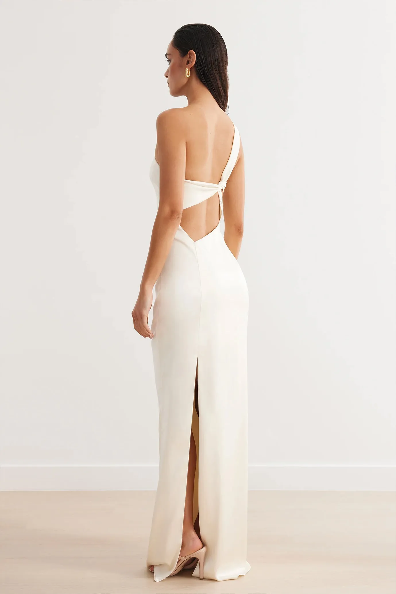 Oriana Dress Cream by Lexi