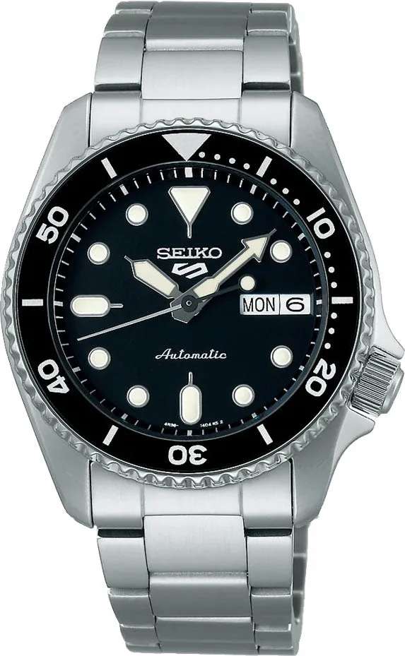 Seiko 5 Sports SKX Midi Black Mens Watch