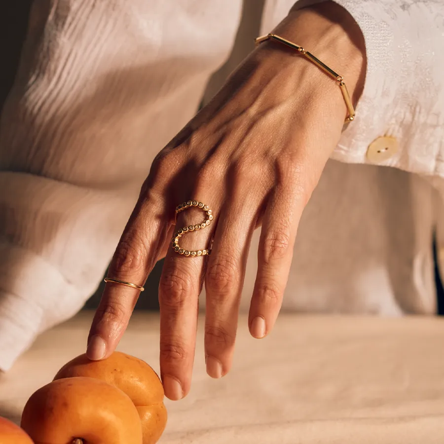 Wave 18K Gold Ring w. Lab-Grown Diamonds